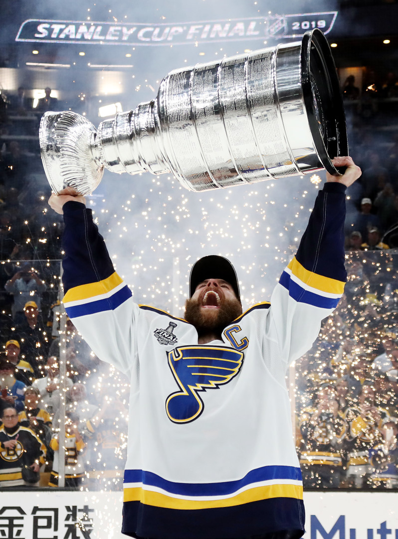 Blues team captain lifting the Stanley Cup at the 2019 final.